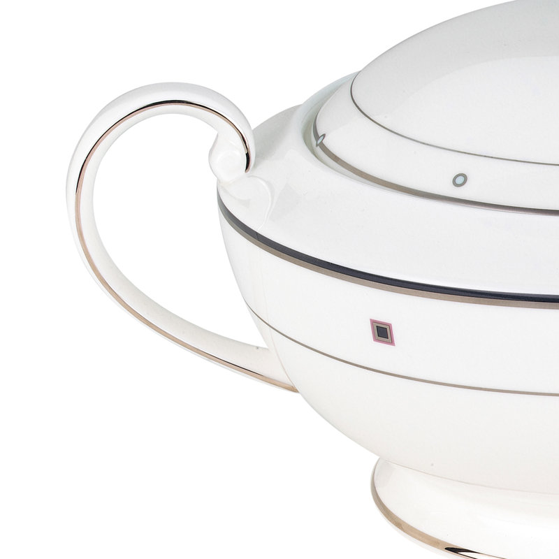 Suppenterrine Shadow aus Bone China