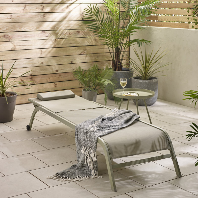 Ronja Pair of Garden Sun Lounge Deck Chairs - Classic Set for Modern Patio, Green