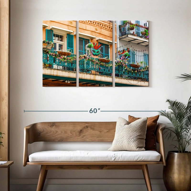 Balcon Mardi Gras, H 28 po x l 45 po