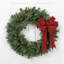 Couronne de Noël artificielle pré-éclairée à piles en pin cachemire Mossy - 32 po - lumières DEL claires