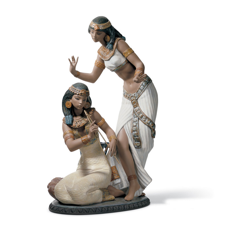 Danseurs de the nile statue