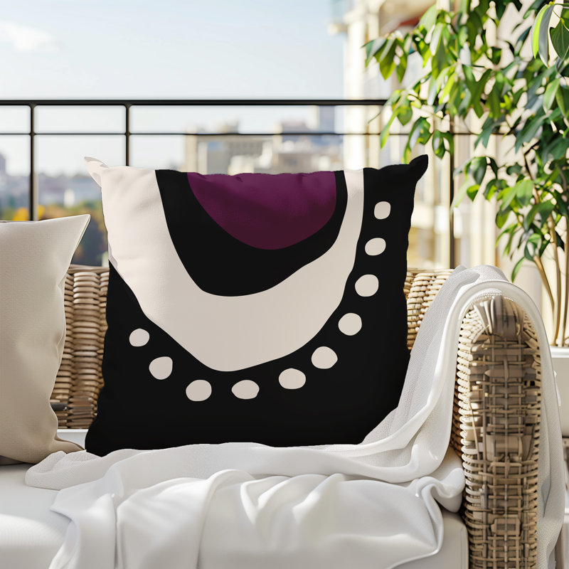 Oreiller carré réversible intérieur / extérieur Tobe Minimalist, H 15 po x l 15 po, Mauve / noir / blanc cassé