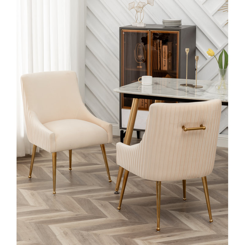 Chaise d'appoint en velours capitonné de 22 po Baudel, Beige, Gold