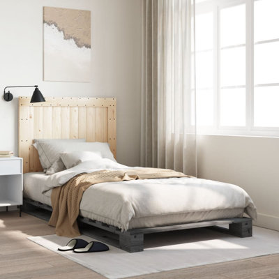 Oakfield Solid Wood Bed