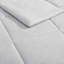 Couette réversible légère et rafraîchissante Swift Home, en alternative au duvet, maille piquée en carrés, jersey de nylon mélangé de qualité supérieure avec envers en microfibre-129678855-129989792