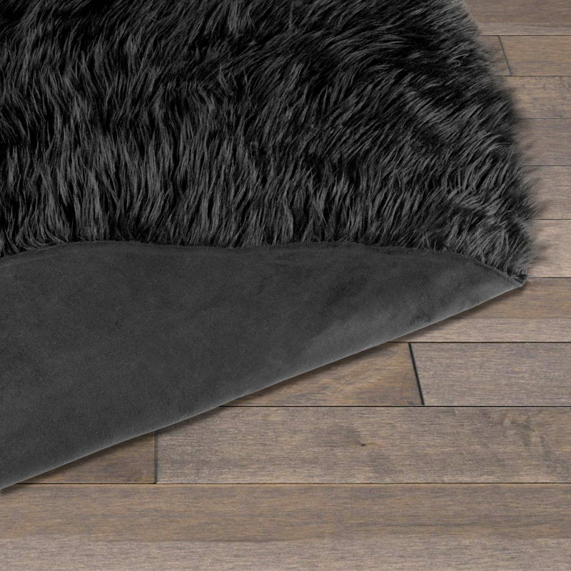 Aric Faux Fur Indoor Rug