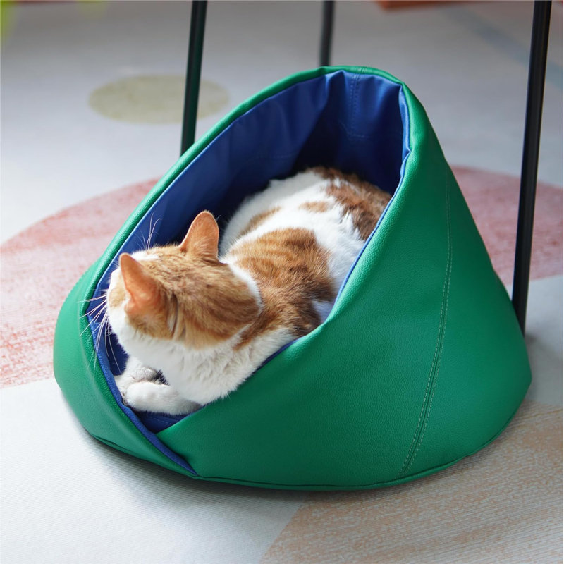 Elizjah Nest Pet Bed, Green