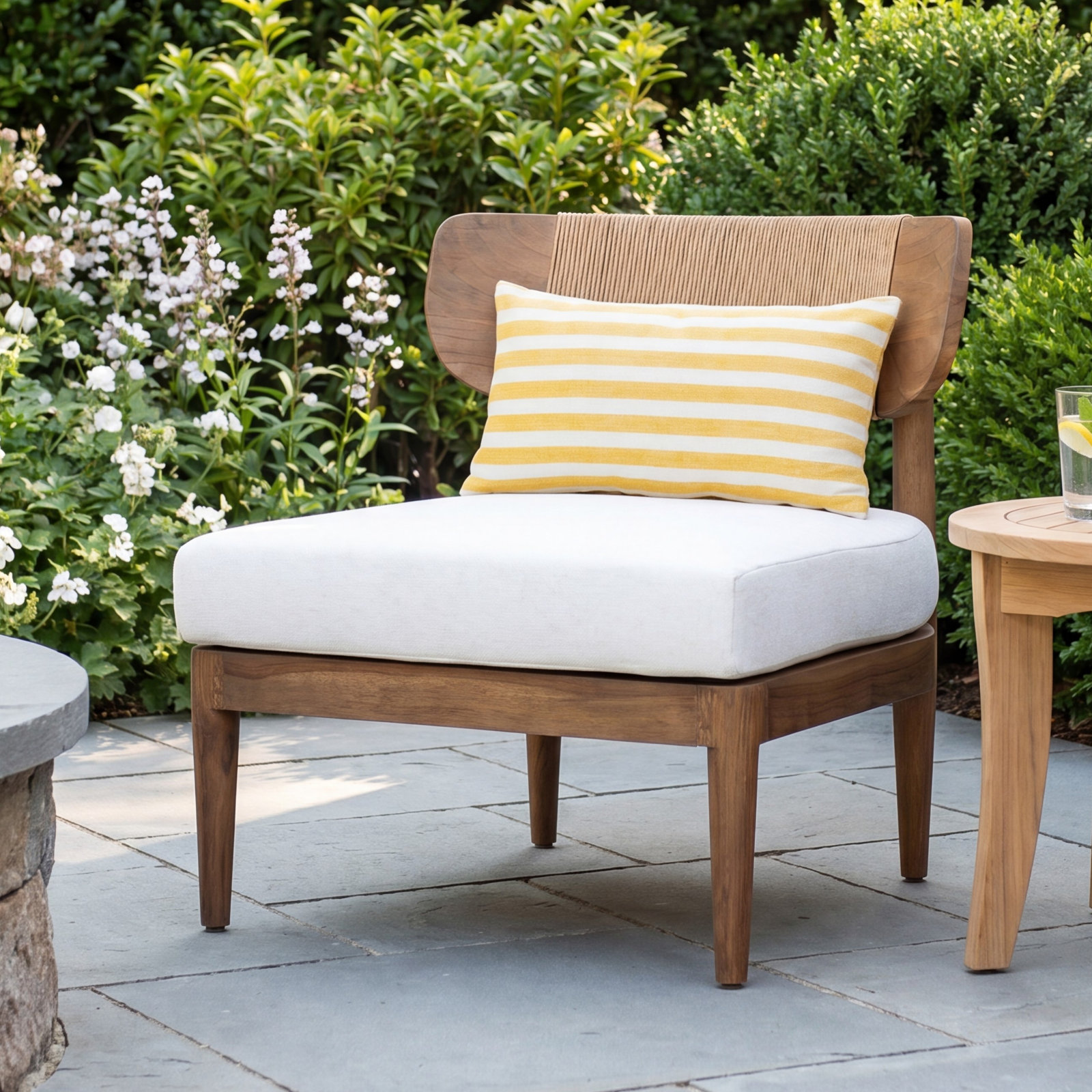 Sarma Outdoor Chair