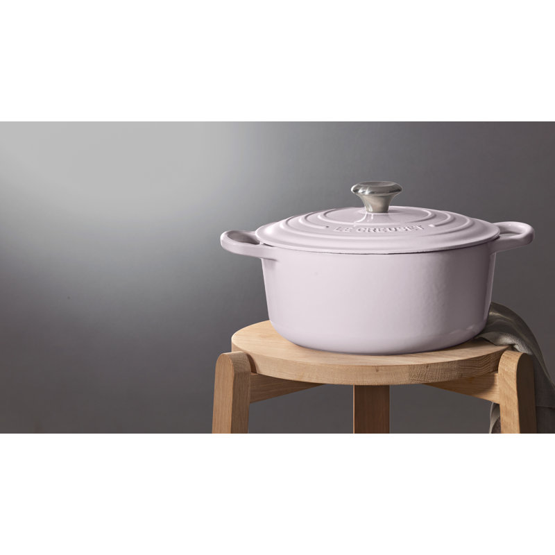 Le Creuset Enameled Cast Iron Oval Dutch Oven with Lid, 2.75 quarts, White