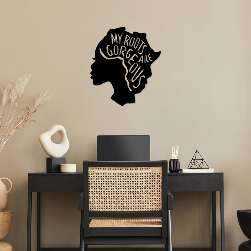 Accessoire mural élégant en métal noir élégant, 24,4 po x 27,6 po | Fabrication 100% métal, épaisseur: 0,06 po | Léger à 1,4 lb | Conception murale facile à installer, parfaite pour la décoration intérieure et l'esthétique moderne
