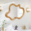 Miroir mural 33,46 "x 22,24" de forme irrégulière avec cadre en bois naturel
