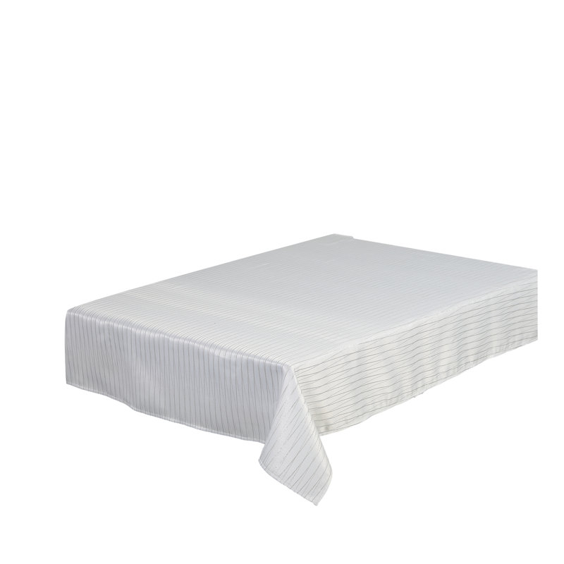Motif de rayures flairées Latitude Run®, broderie en polyester, argent, nappes, 65 po x 65 po