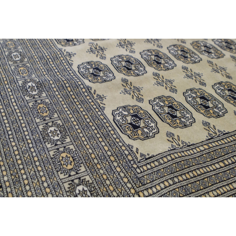 Tapis beige noué à la main de haute qualité
