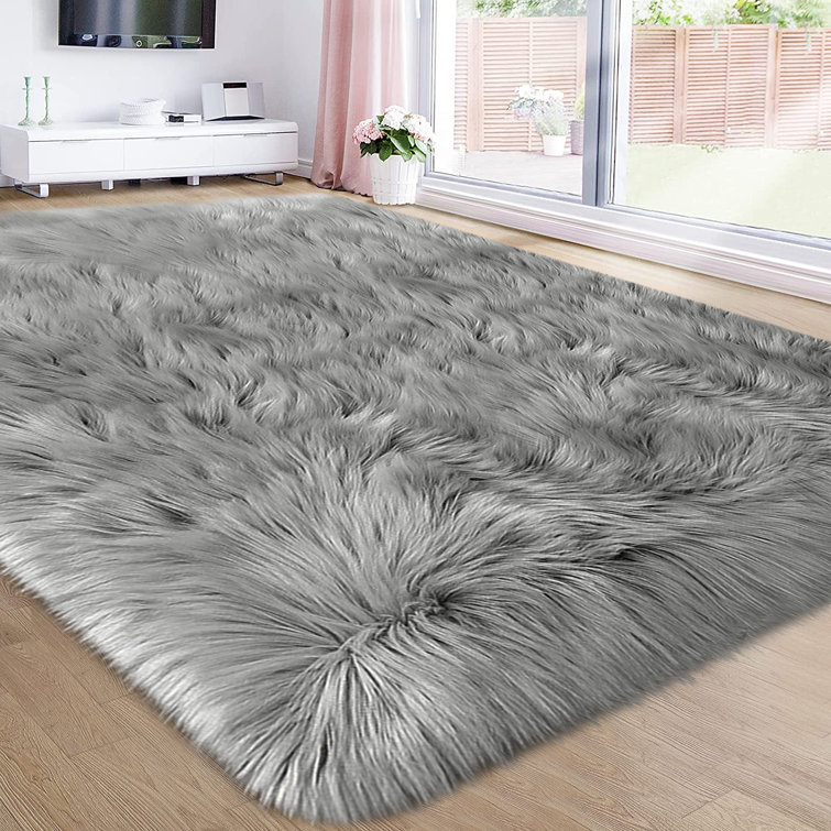 Heustis Faux Sheepskin Indoor Rug