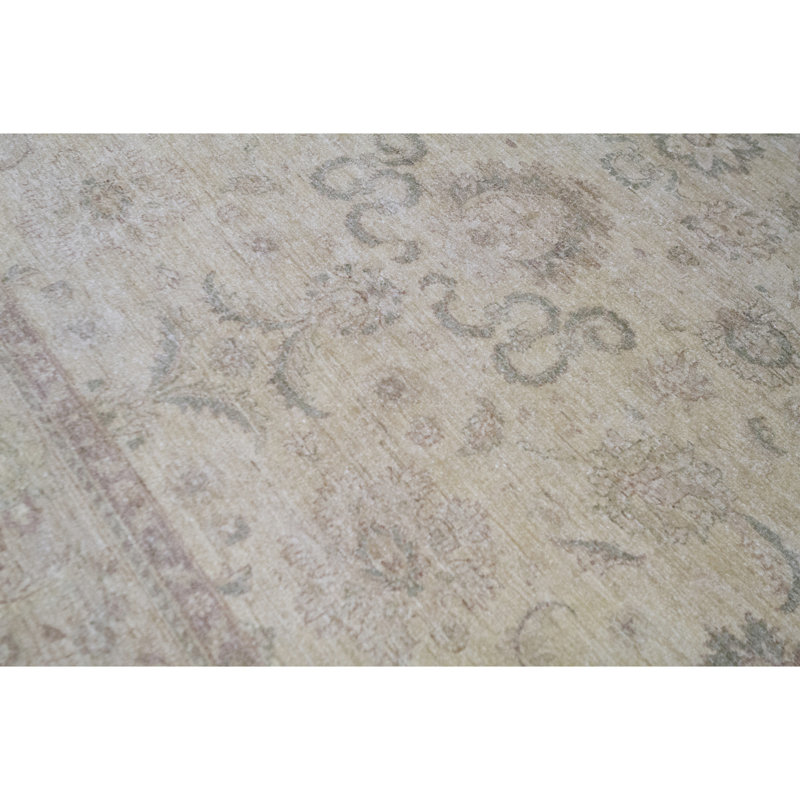 Sultanabad Hand-Knotted High-Quality Ivory Area Rug