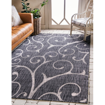 Cozad Floral Indoor / Outdoor Rug