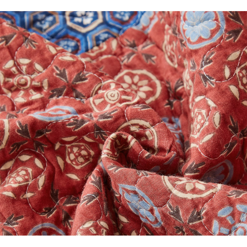 Quest Patchwork Quilt, California King Quilt + 2 Shams