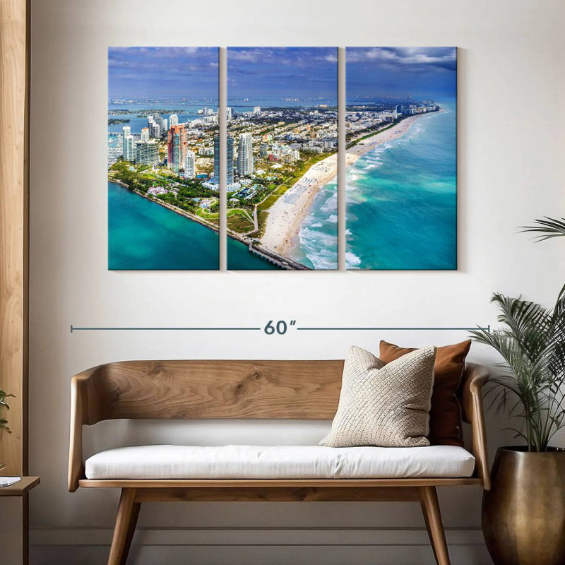 Rorry Miami South Beach I, 32" H x 50" W