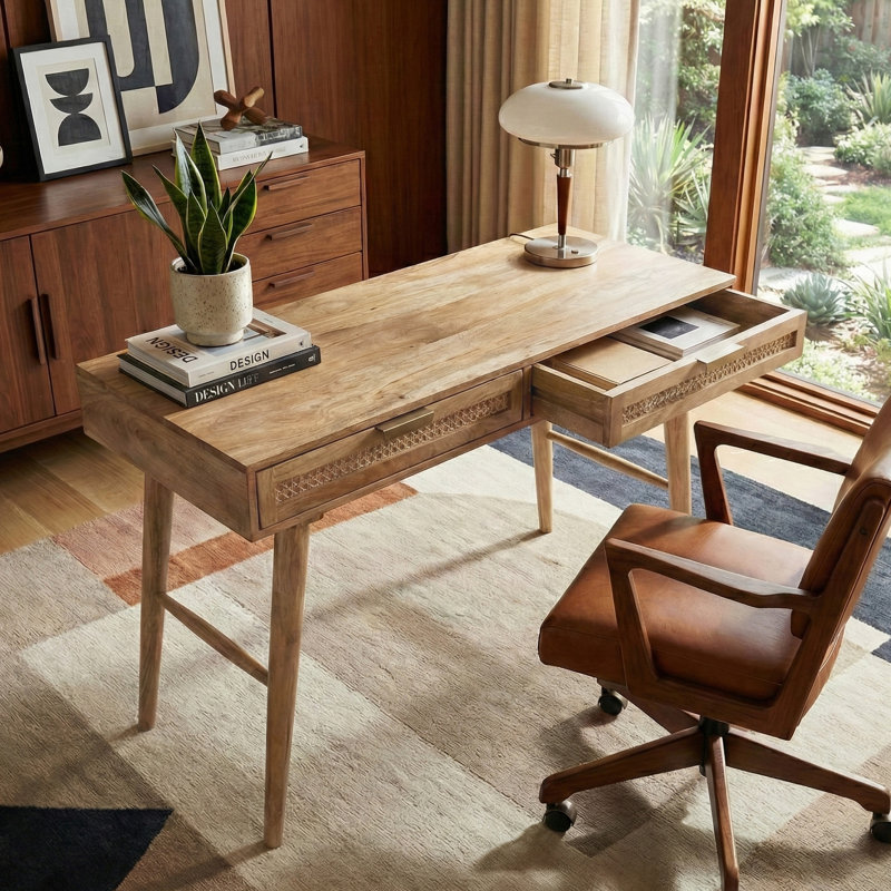 Bureau d'écriture semi-assemblé 45 "avec prises USB et CA Sedona, brun naturel Sedona, Brun