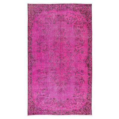 Tapis turc moderne fait à la main de 5,6 x 9,8 pi avec motif de médaillon rose surteint