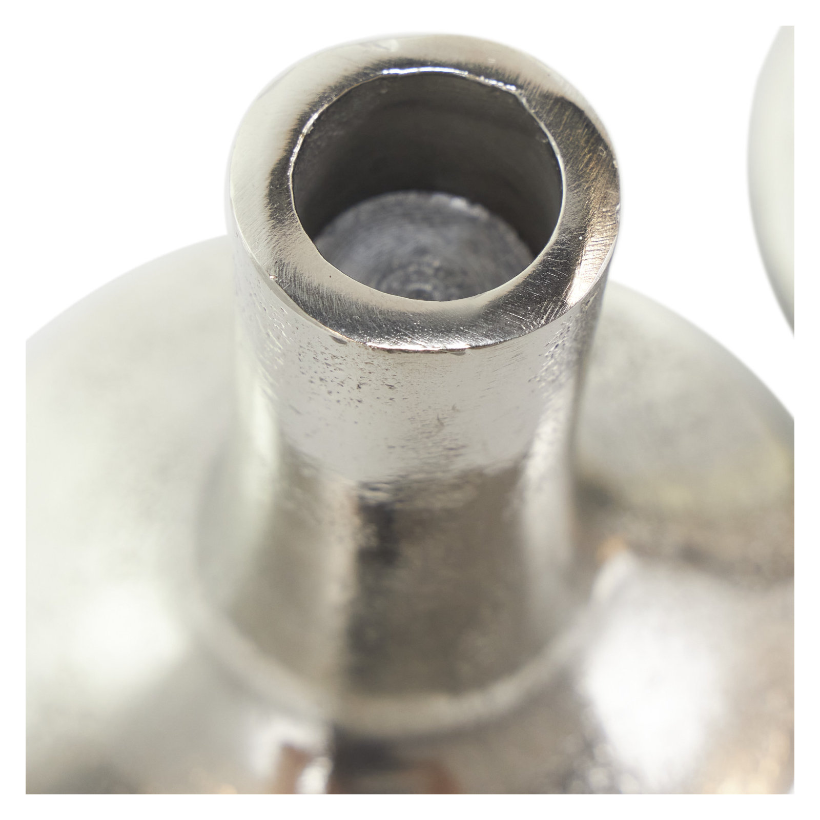 Gaisa Aluminum Candle Holder With Rounded Bases