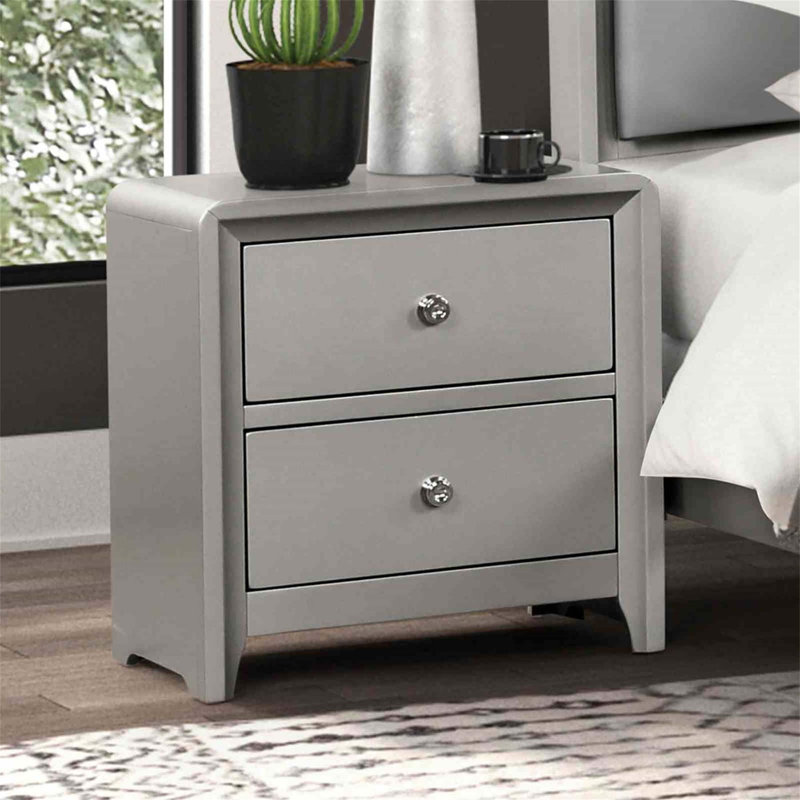 Table de chevet 2 tiroirs à finition champagne avec quincaillerie en nickel brossé et glissière centrale en métal pour les chambres à coucher modernes