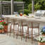 Ensemble de bar de patio en métal durable, finition teck et style moderne pour l'extérieur