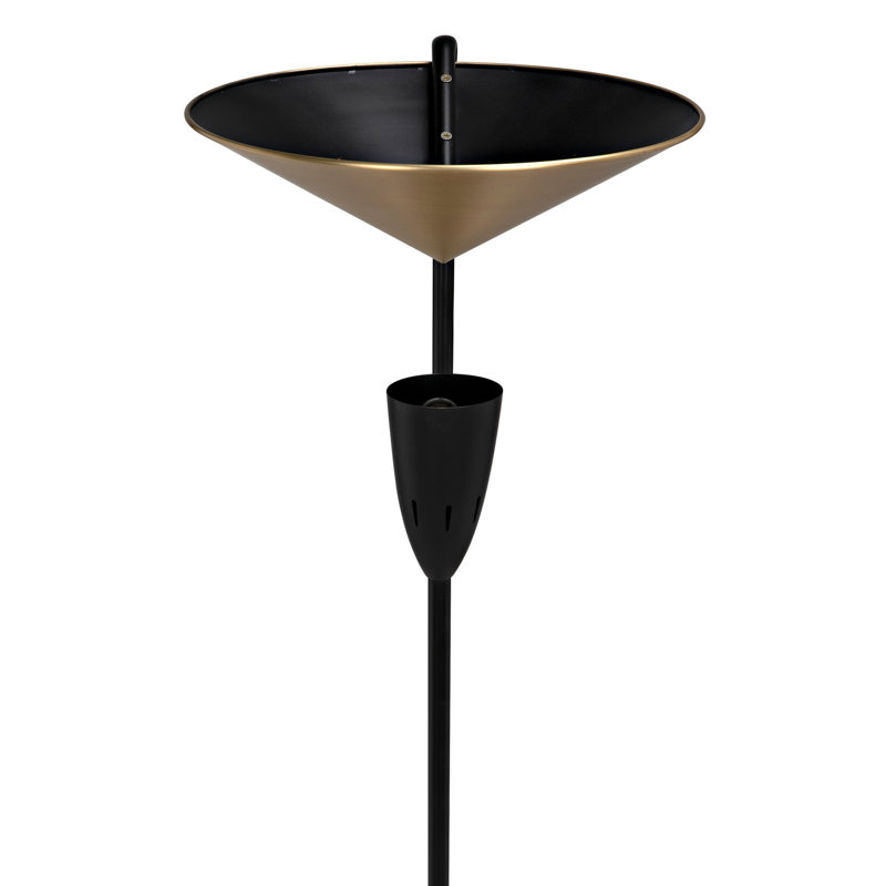 Jetset Tripod Floor Lamp