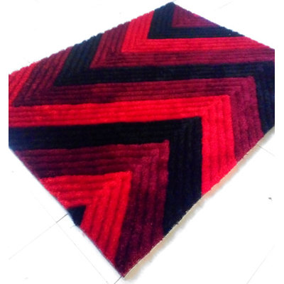 Tapis rouge tissé à la machine
