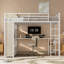 Structure de lit mezzanine grand format avec garde-robe intégrée, lit mezzanine en métal avec bureau et tablettes de rangement, grain de bois blanc