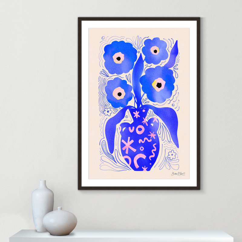 «Blue Flowers Matisse» par Bloom, Noyer à grain ouvert, L 29,5 po x H 41,5 po, Imprimé mat