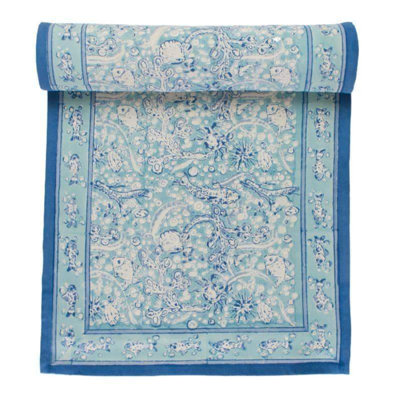 La Mer Handmade Floral Table Runnner