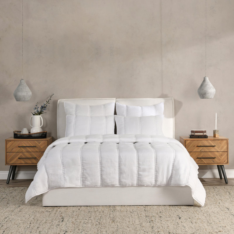 Rowen Sustainable Fabric Quilt, Queen Quilt, Cloud White