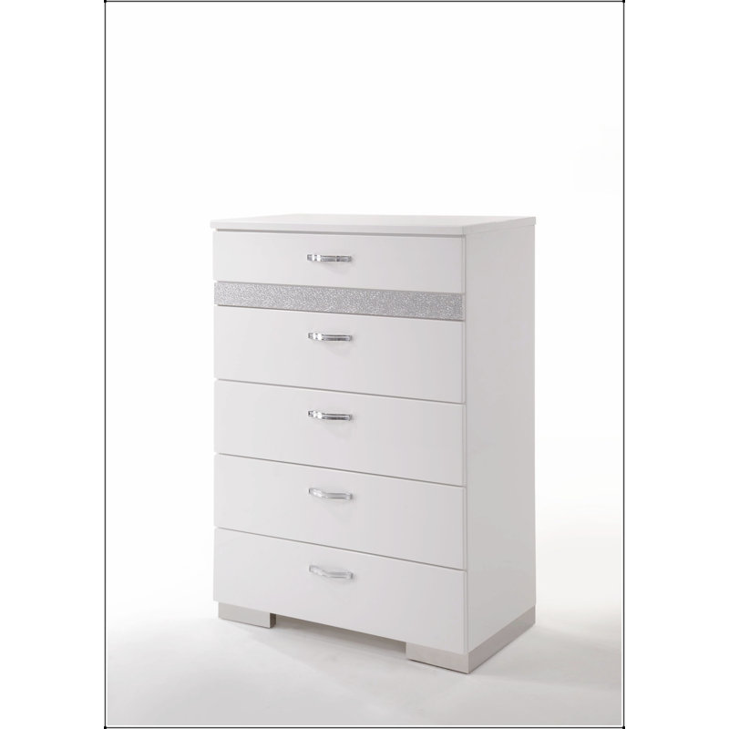 Commode à finition brillante blanche Naima II avec tiroirs spacieux et rangement intégré pour les chambres à coucher modernes