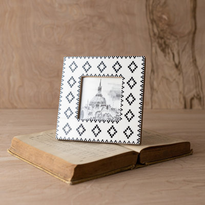 Shevone Single Picture Frame