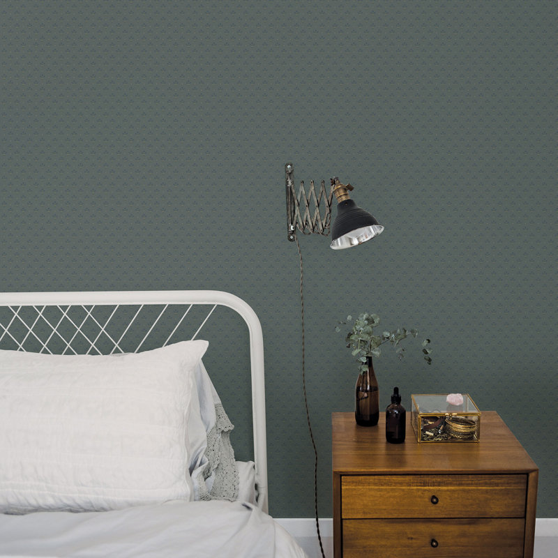 Bryanna 10.05m x 53cm Matte Wallpaper Roll, Dark Green