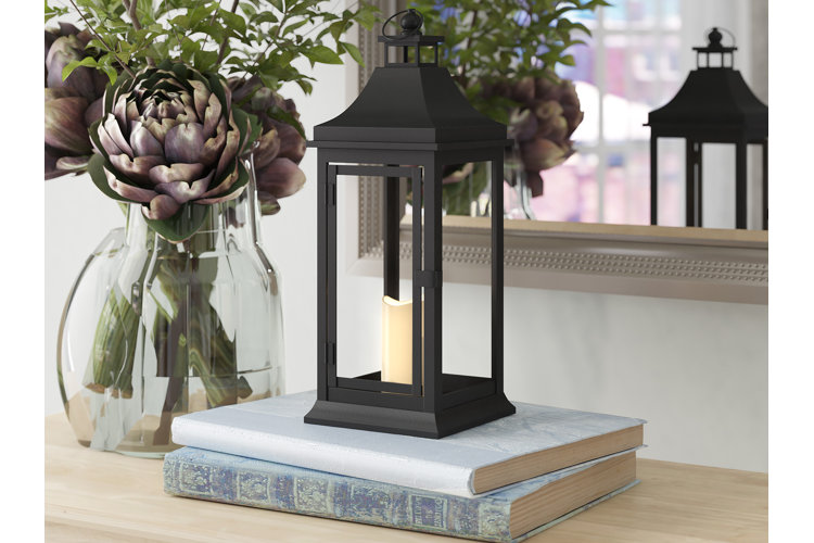 Decorating with candle lanterns.