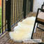 Tapis naturel en peau de mouton 2 pi x 3 pi Colello-9408010