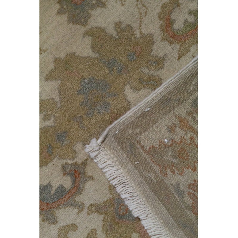 Tapis ivoire noué à la main de haute qualité