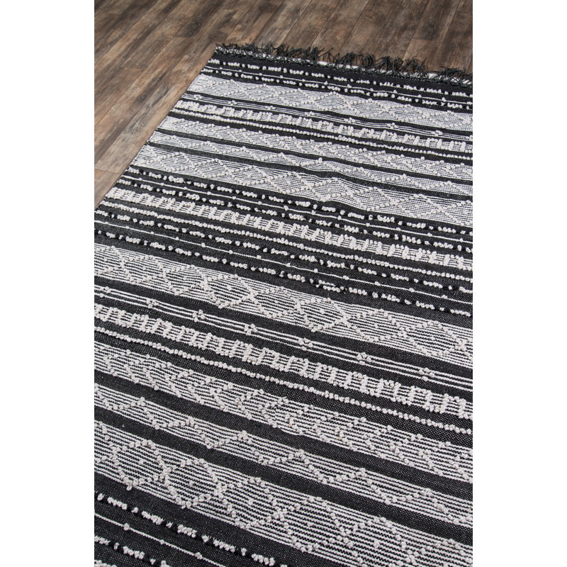 Stengel Geometric Indoor / Outdoor Rug, Rectangle 3'9" x 5'9"