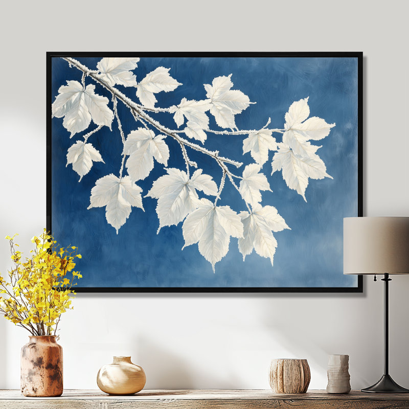 «White Frosted Leaves Branches II», art mural feuilles pour le salon, Noir, H 12 po x l 20 po