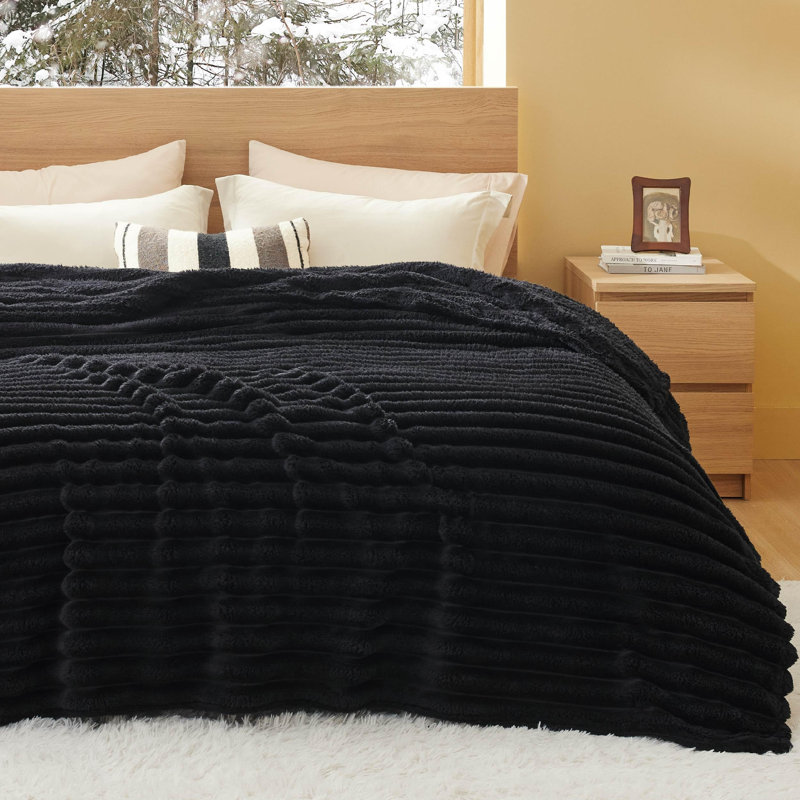 Bedsure 349gsm Blanket For Couch - Super Soft Cozy Blankets, Cute Small Fleece Blanket, Wider Striped Design, Black, King