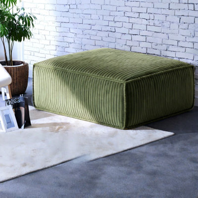 Canapé modulaire spacieux avec mousse verte, style salon moderne
