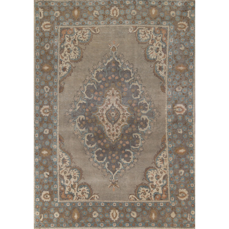 Tapis traditionnel surteint 8 x 11