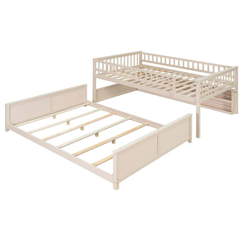 Lit double superposé au-dessus de grand lit double avec tablettes intégrées, lumières à changement de couleur et panneau perforé, beige