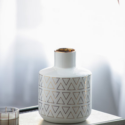 D5.9x7.9" Round White/Gold Vase
