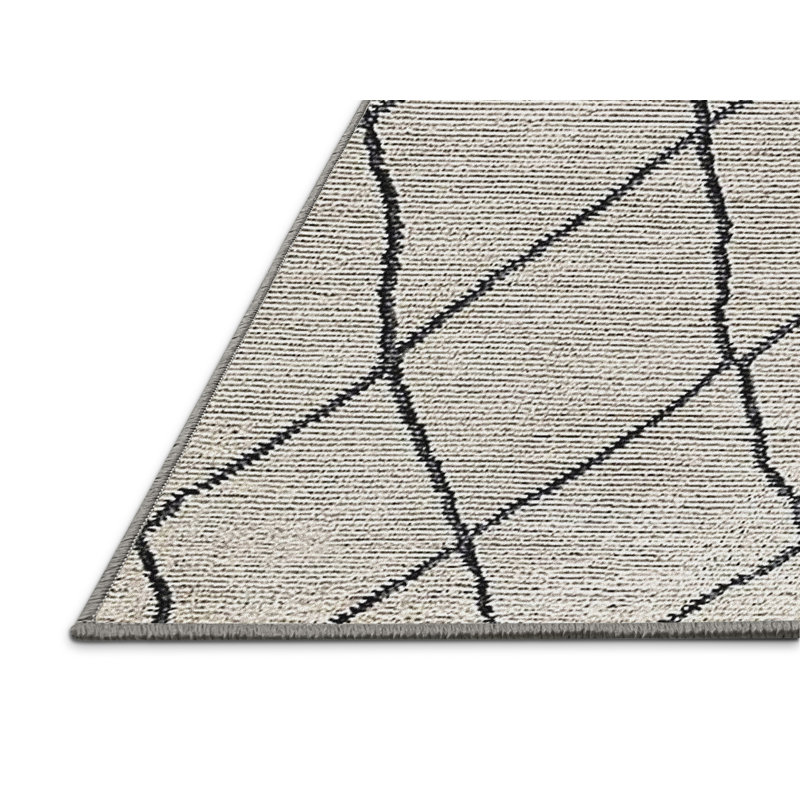 Alyus Geometric Indoor Rug, Rectangle 5' x 8'