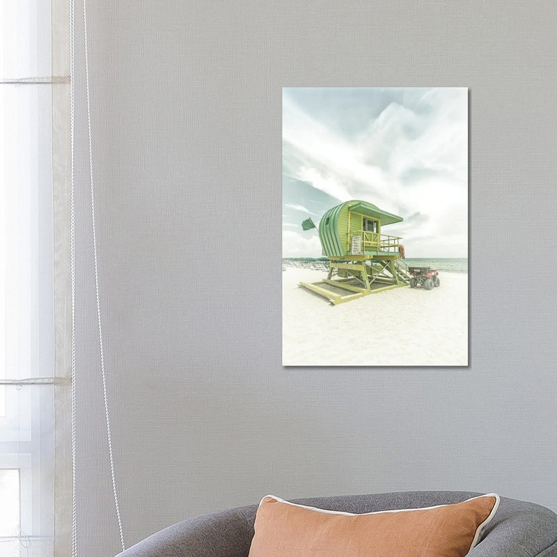Vintage Florida Flair At Miami Beach by Melanie Viola - Wrapped Canvas Gallery-Wrapped Canvas Giclée, 66.04 cm H x 45.72 cm W