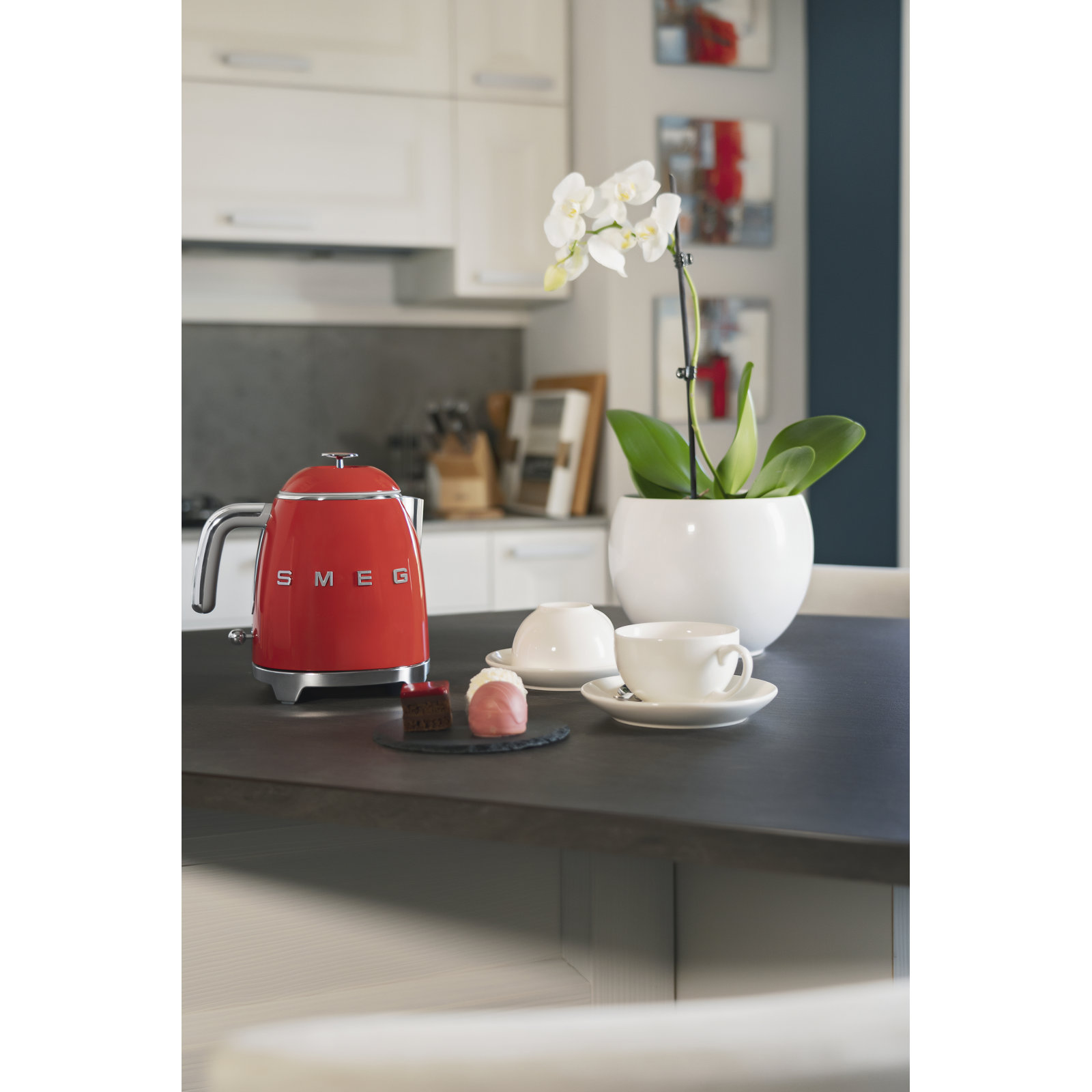 SMEG 50s Style 3-Cup Mini Electric Kettle, Red