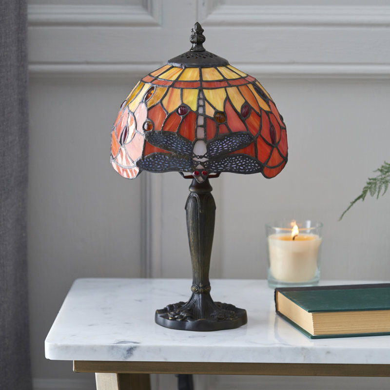 Paturi Metal Table Lamp, Red